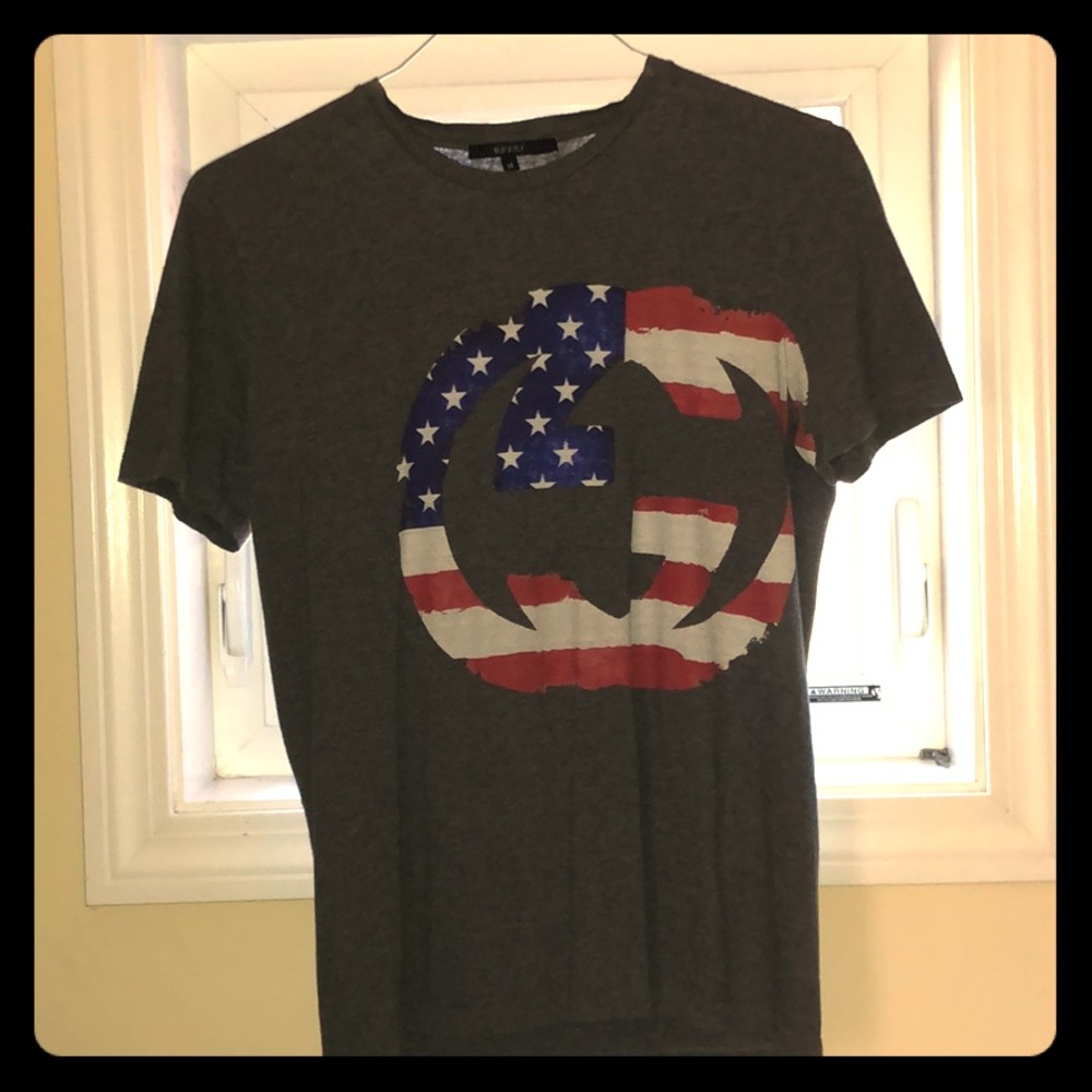 Mens Gucci short sleeve shirt Medium